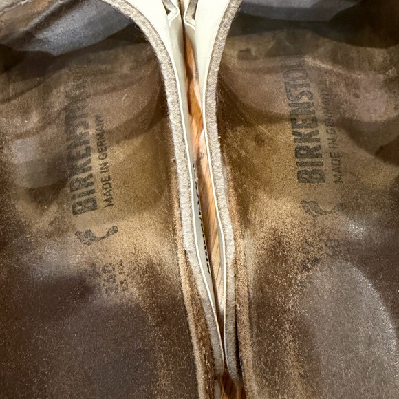 Birkenstock Cream Double-Strap Leather Sandals - Picture 7 of 8